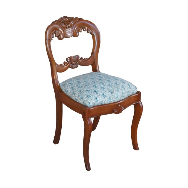 Victorian Early 20th Century Antique Victorian Rose Carved Walnut Balloon Back Parlor Vanity Desk Chair For Sale - Image 3 of 12