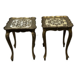 Pair of Vintage Italian Florentine-Style Giltwood Accent Tables With Ornate Scalloped Tops For Sale
