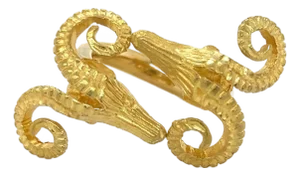 Mid 20th Century 18k Solid Yellow Gold Double Rams Head Band Ring - Size 6