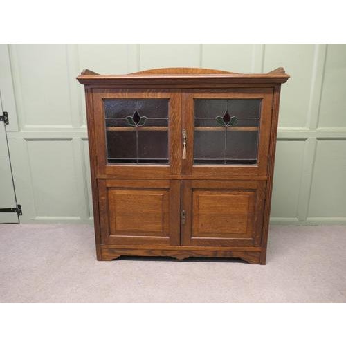 Wood Arts and Crafts Bookcase in Oak and Stained Glass, 1880 For Sale - Image 7 of 8