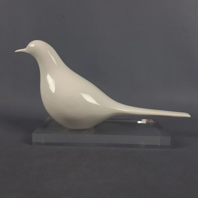 1970s Seagull Ceramic Sculpture on Acrylic Glass Base by Sergio Valli, 1970s For Sale - Image 5 of 16