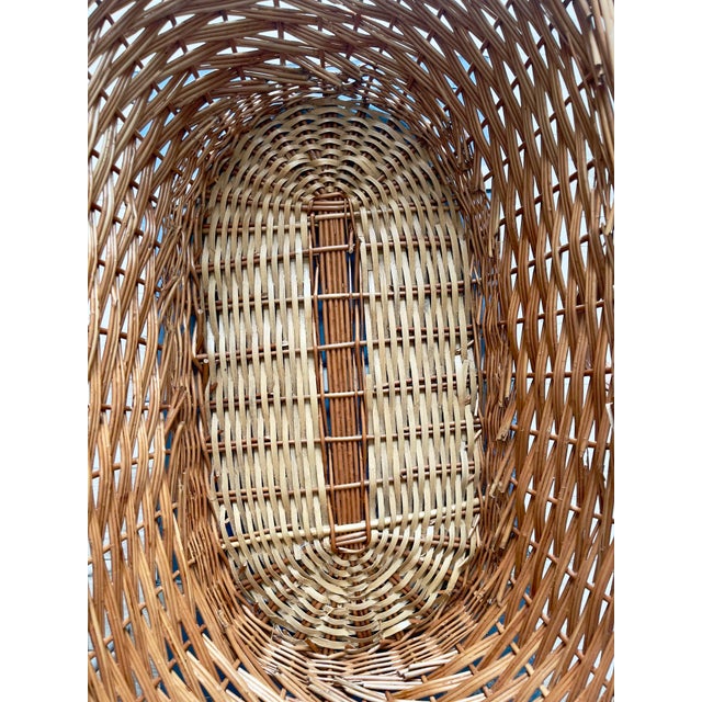 Mid-Century Rattan and Bamboo Folding Cradle, Italy,, 1960s For Sale - Image 10 of 12