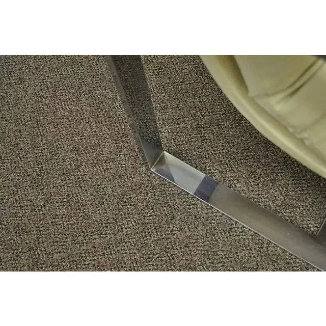 Metal Late 20th Century Mid Century Modern Milo Baughman Style Chrome Flat Bar Scoop Lounge Club Chair For Sale - Image 7 of 10