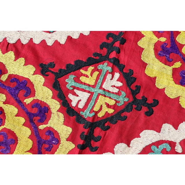 Vintage Hand Embroidered Suzani Wall Hanging, 1920s For Sale - Image 12 of 18