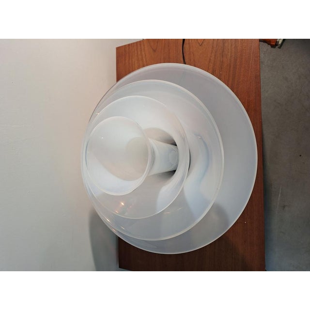 Table Lamp Petal Model with 4 Opalescent Glasses and Floral Motifs from Murano For Sale - Image 13 of 18