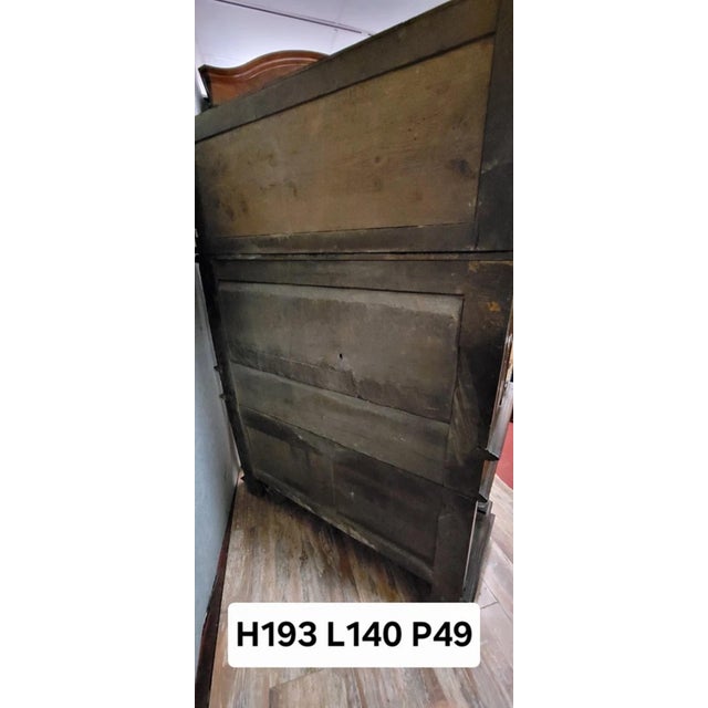 Renaissance Cabinet in Carved Wood, 1680 For Sale - Image 5 of 11