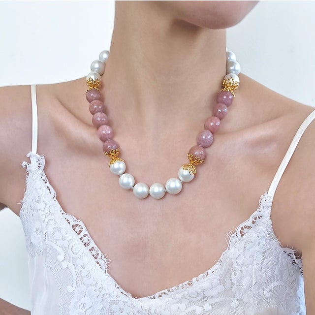 Contemporary Leah Necklace, Pink For Sale - Image 3 of 3