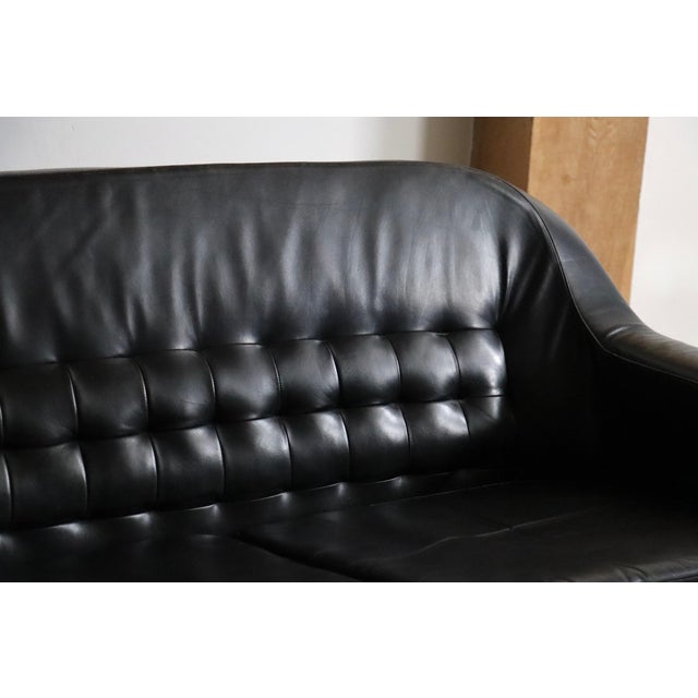 Model 2010 Sofa in Black Leather by Arne Halvorsen, Norway, 1960s For Sale - Image 4 of 11