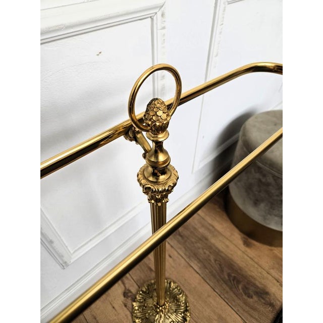 Milo Baughman Italian Hollywood Regency Golden Brass Towel Rack from Milo Baughman, 1970s For Sale - Image 4 of 8