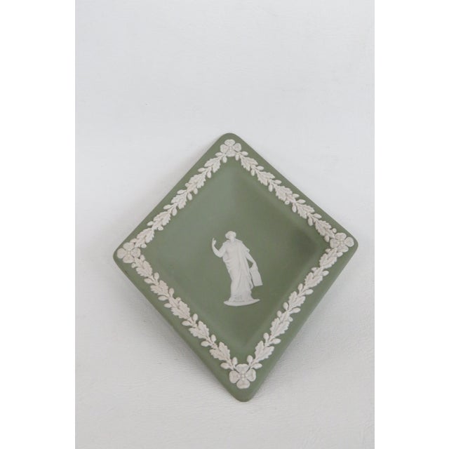 English Wedgwood Green Jasperware Diamond Shaped Trinket Ring Dish Made in England 4981b For Sale - Image 3 of 13