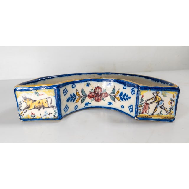 Early 20th Century 20th Century Mediterranean Spanish or Mexican Talavera Faience Majolica Demilune Bowl For Sale - Image 5 of 11