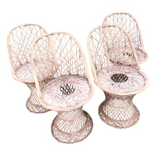 Mid Century Modern Pink Spun Fiberglass Chairs - Set of 4 For Sale