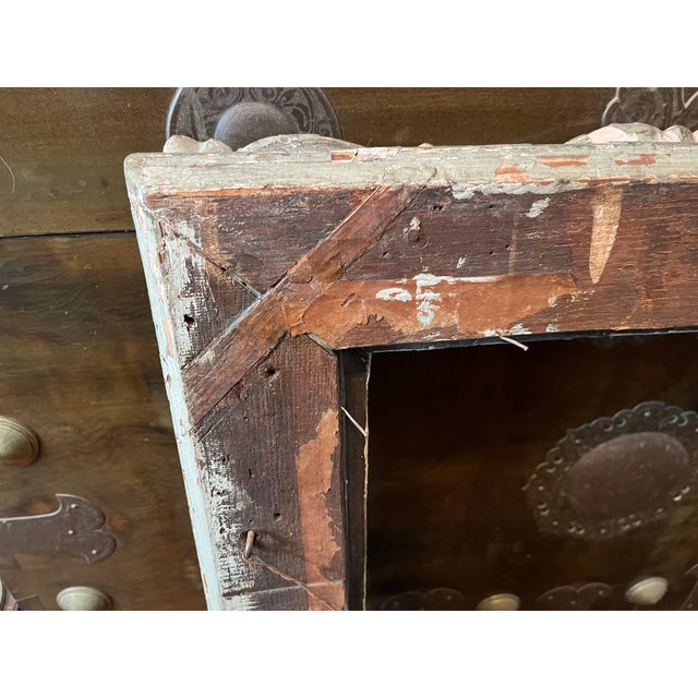 Antique 18th Century French Louis XVI Gray Painted Carved Wood Picture Frame For Sale - Image 10 of 13