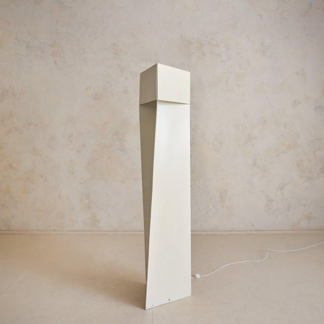 Late 20th Century Danish "Slack I" Ivory Metal Floor Lamp by Mart Van Schijndel for Martech, 1979 For Sale - Image 5 of 11