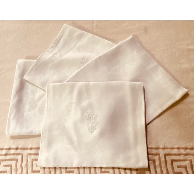 1930s French Linen Dinner Napkins- Set of 4 For Sale - Image 6 of 12