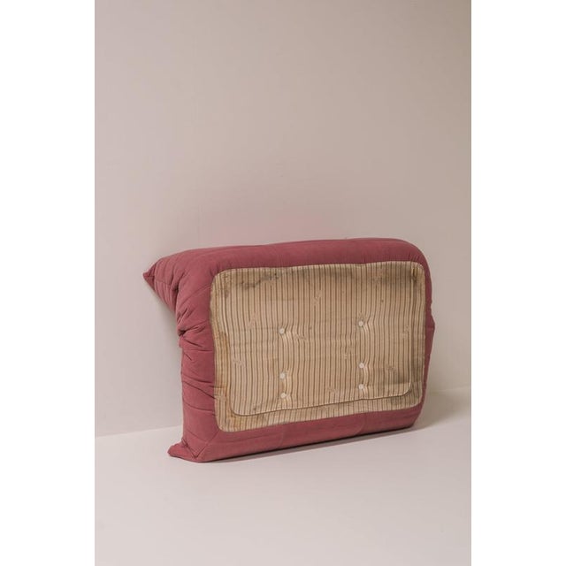 Pink Vintage Togo Two-Seater Sofa by Michel Ducaroy for Ligne Roset, France, 1970s For Sale - Image 8 of 10