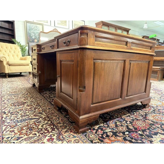 Brown English Chesterfield Desk in Teak For Sale - Image 8 of 18