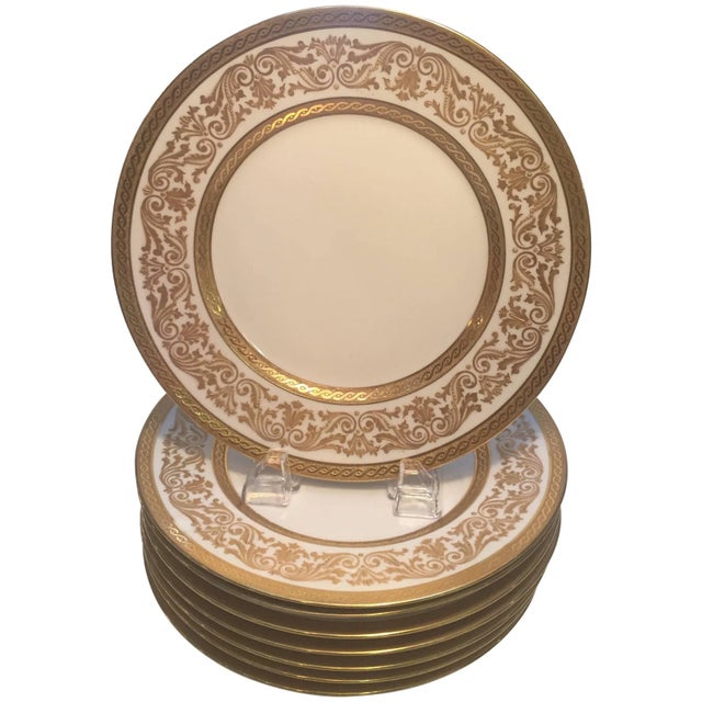 Early 20th Century French Gold Encrusted Dinner Plates - Set of 8 For Sale - Image 5 of 5