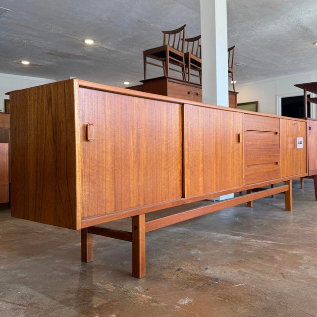 Mid-Century Modern Swedish Aril Credenza by Nils Jonsson for Hugo Troeds For Sale - Image 3 of 9