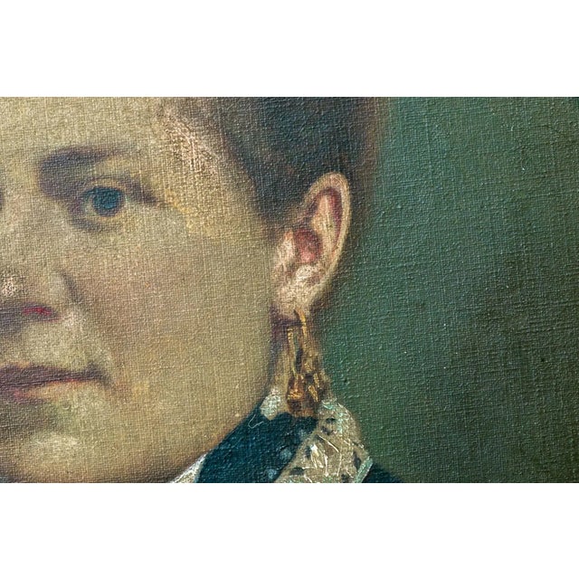 Victorian Beautiful Portrait of a Woman, 19th Century Oil on Canvas For Sale - Image 3 of 5