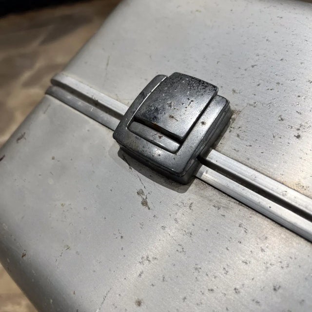 Metal 1970s Zero Halliburton Aluminum Hard Suitcase Vintage Modern Luggage For Sale - Image 7 of 13