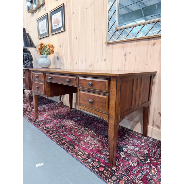 From Hooker’s distinguished Seven Seas Collection, this finely crafted writing desk blends classic English styling with...