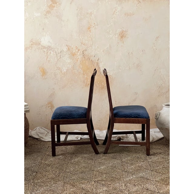 Wood Pair of 18th Century English Chippendale Chairs For Sale - Image 7 of 11