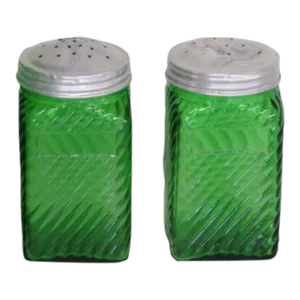 Owens Illinois Diagonal Ribbed Emerald Green Glass Shakers a Pair