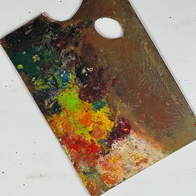 Another addition to our collection of some of the best looking and original artist used painting palettes. Each one shows...