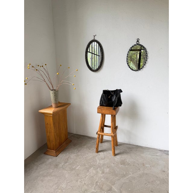 Antique Brutalist-style mirror with a chain-link frame. The discreet and expertly crafted welded frame is made of thick,...