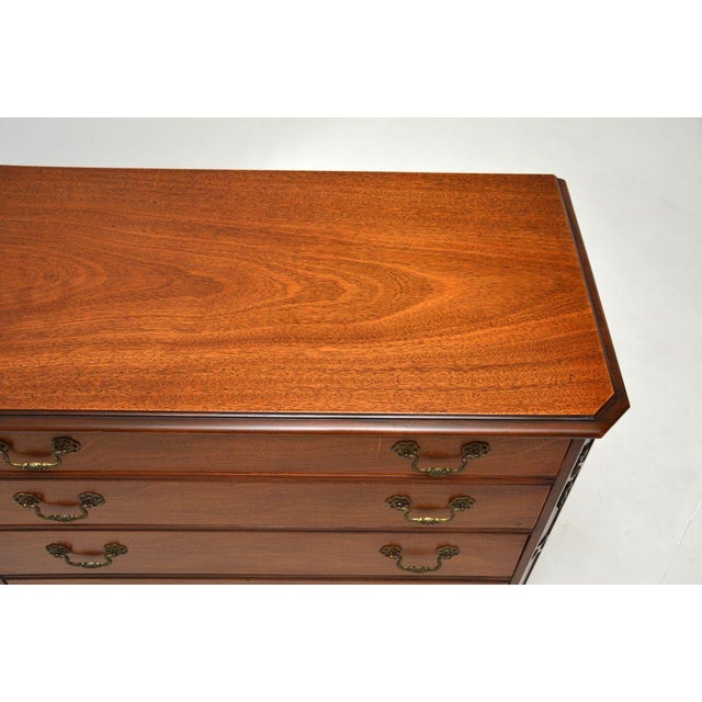 Wood Antique Georgian Chest of Drawers from Drexel, 1950s For Sale - Image 7 of 10