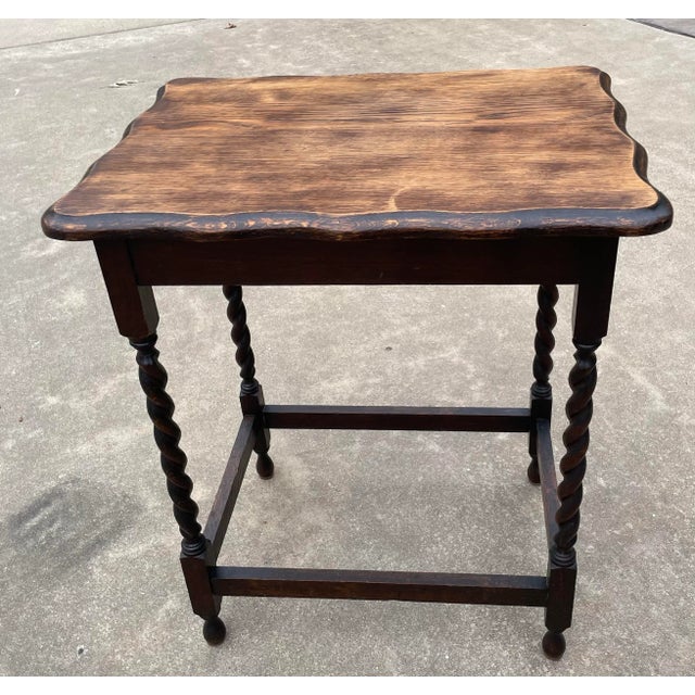 English Beautiful Vintage English Barley Twist Lamp Table For Sale - Image 3 of 9