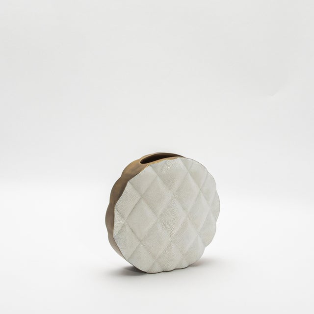 Modern Modern Quilted Vase in Shagreen With Brass Details by Kifu Paris For Sale - Image 3 of 7