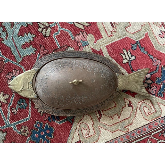 Vintage Copper and Brass Covered Fish Platter For Sale In New York - Image 6 of 8