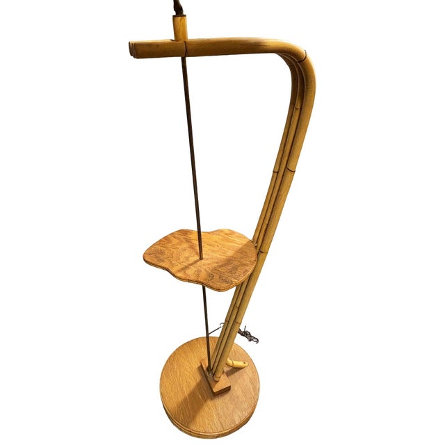 Wood 1950s Mid-Century Modern Rattan Pole Floor Lamp W Side Table Whipple Stitch Fiberglass Shade - Restored For Sale - Image 7 of 7
