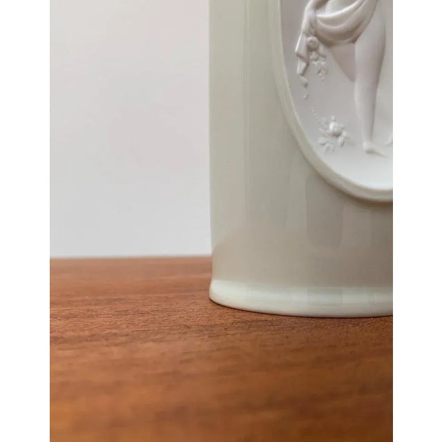 Mid-Century German White Porcelain Vase by Bjørn Wiinblad for Rosenthal For Sale - Image 15 of 18