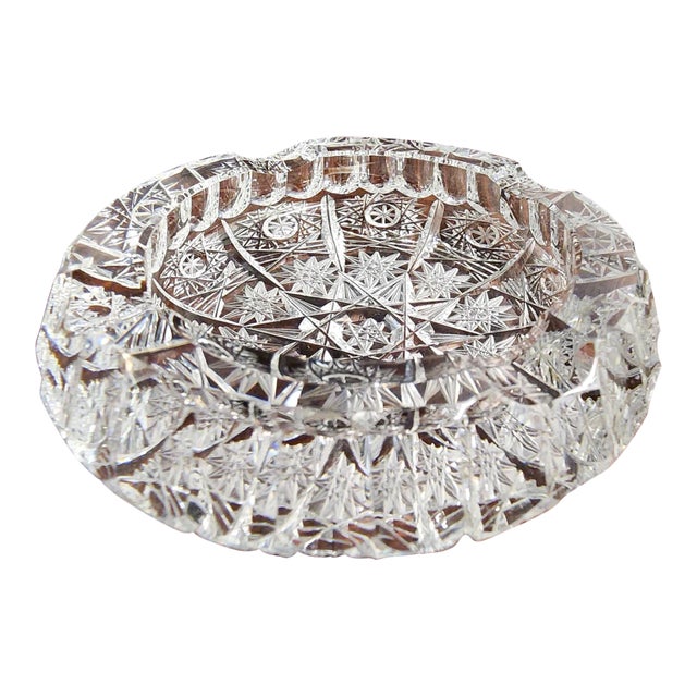 Beautiful Vintage Intricately Cut Fine Crystal Small Round Bowl. For Sale
