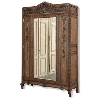 19th Century French Louis XVI Walnut Armoire For Sale
