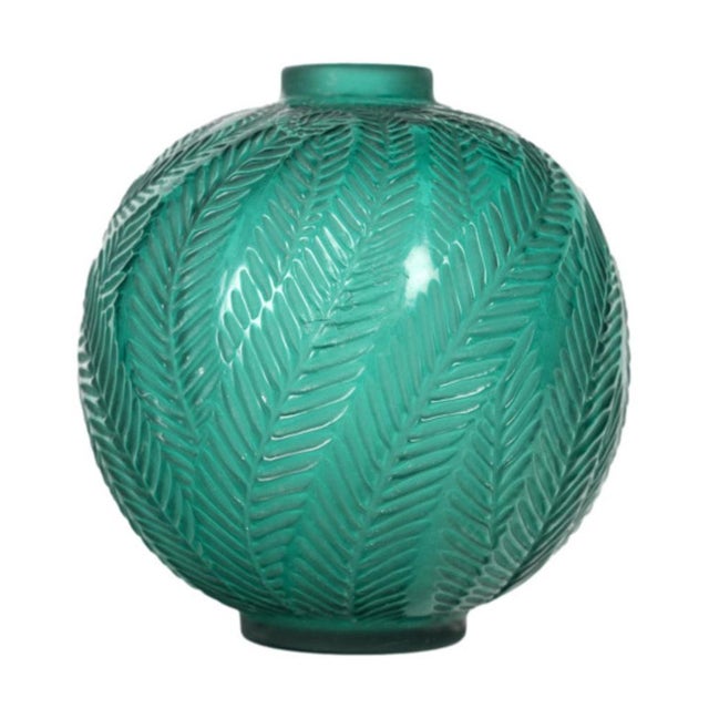 Palmes Vase in Tinted Green by René Lalique, 1923 For Sale - Image 6 of 6