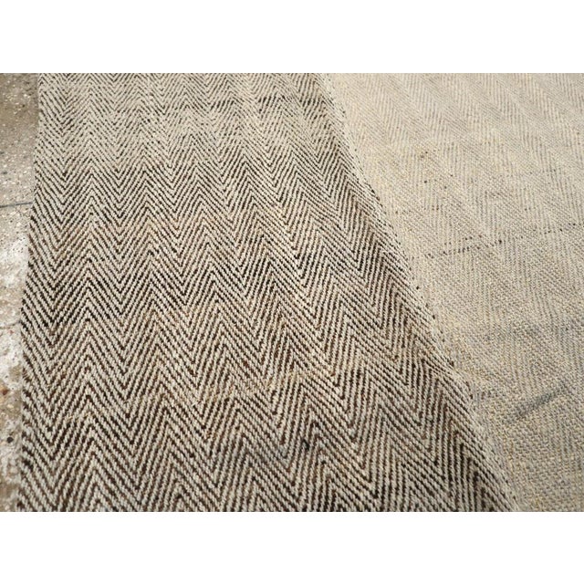 Rustic Galerie Shabab Collection Mid-20th Century Turkish Flatweave Kilim Accent Rug For Sale - Image 3 of 8