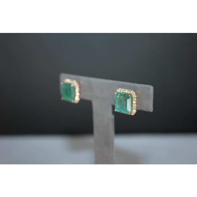 Emerald Cut Green Emerald Diamond Halo Stud 18k Rose Gold Earrings, A Pair For Sale In Washington DC - Image 6 of 18