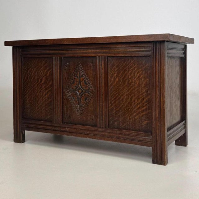 Antique English Edwardian Oak Blanket Box For Sale - Image 5 of 13