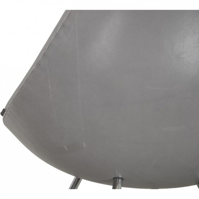 Drop Chair in Grey Grace Leather by Arne Jacobsen, 2015 For Sale - Image 12 of 18