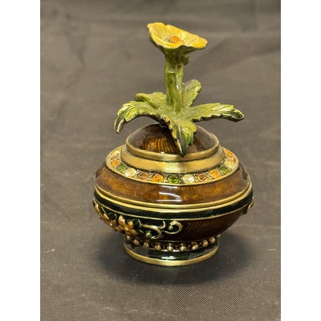 Vintage Mid Century Enameled Brass Pedestal Trinket Dish Floral Pattern Jeweled For Sale - Image 4 of 10