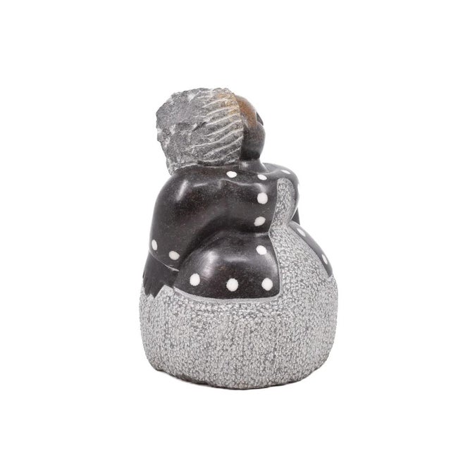 Early 20th Century Early 20th Century Shona Stone Woman Sculpture In The Style of Colleen For Sale - Image 5 of 6