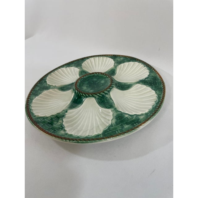 Longchamp Vintage 1950s French Longchamp Green and White Oyster Plate For Sale - Image 4 of 16