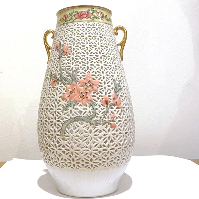 Antique Chinese Reticulated Porcelain Hand Painted Floral Vase Gold Gild For Sale - Image 11 of 11