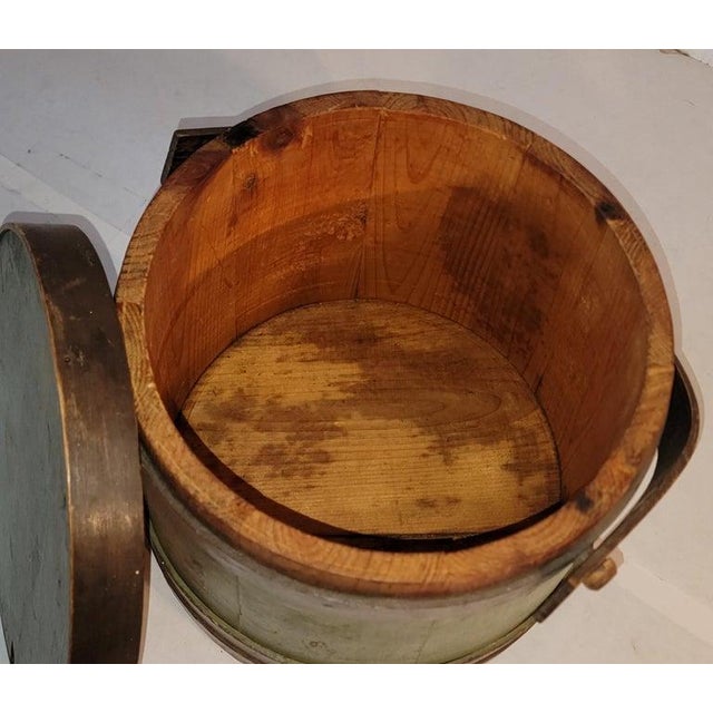 Wood 19thc Green Painted Bucket From Ohio For Sale - Image 7 of 8