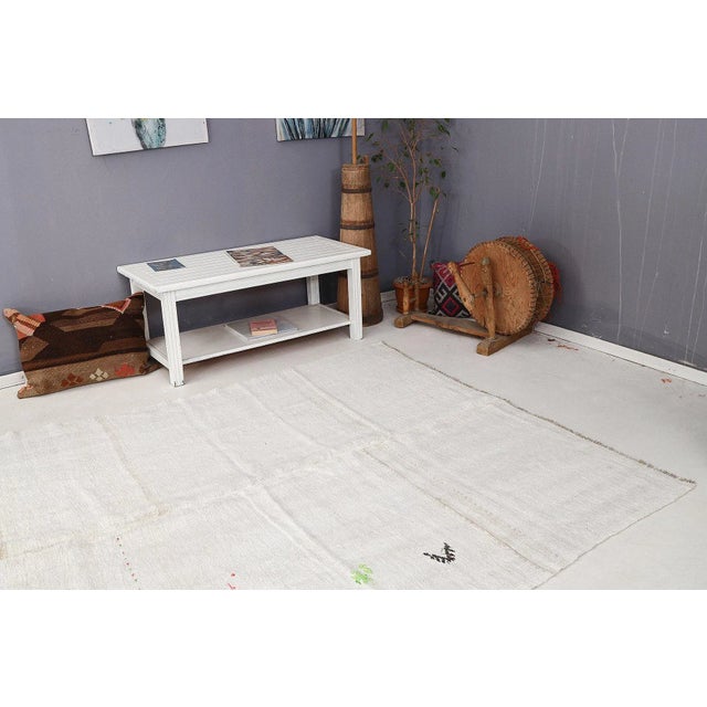 Mid 20th Century Vintage White Hemp Kilim Rug For Sale In Los Angeles - Image 6 of 7