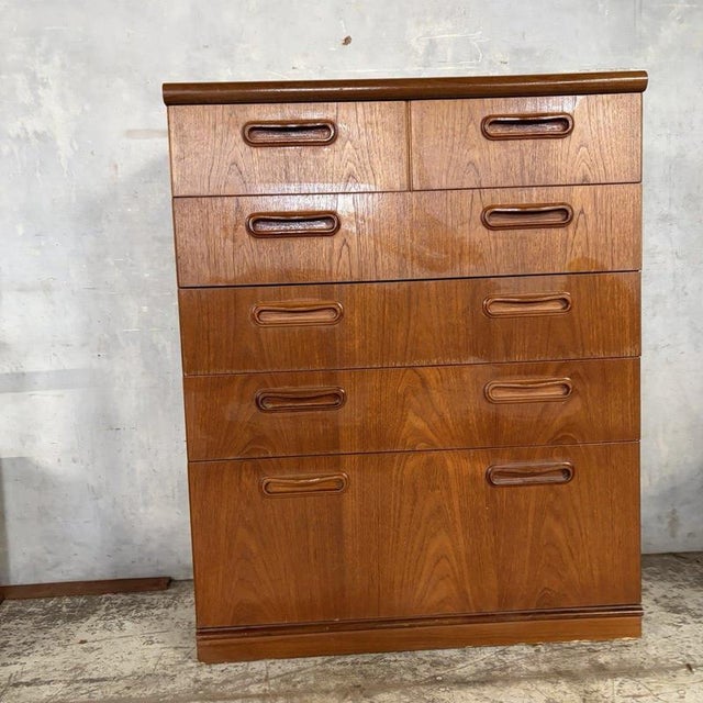 1960s Mid-Century Modern Teak Tallboy Chest of Drawers from Meredew, 1960s For Sale - Image 5 of 10